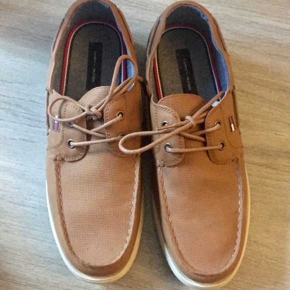 Tommy Hilfiger boat shoes - Picture 1 of 4